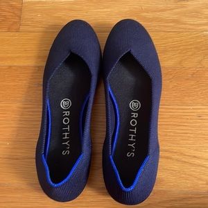 Rothy’s round toe flats